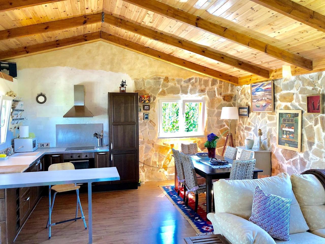 Camelia Casina Rural Villa Albuerne ภายนอก รูปภาพ